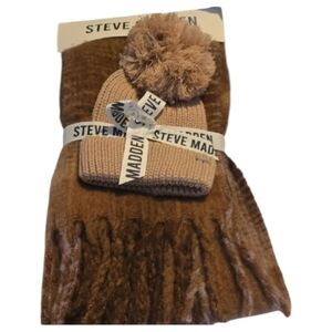Steve Madden Brown Blush Knit Scarf and Beanie Set NIP